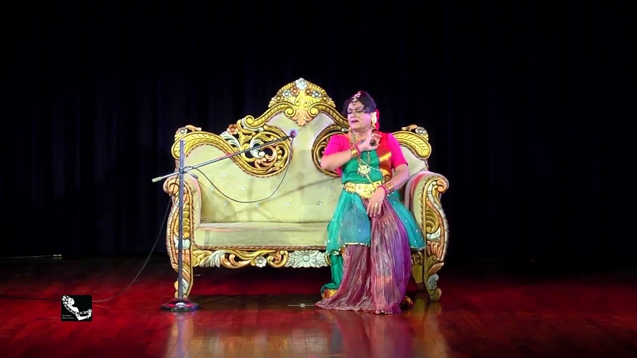 A Vilasini Natyam performance